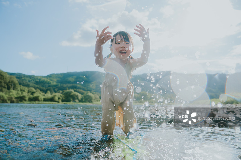 恶作剧儿童的欢乐图片素材