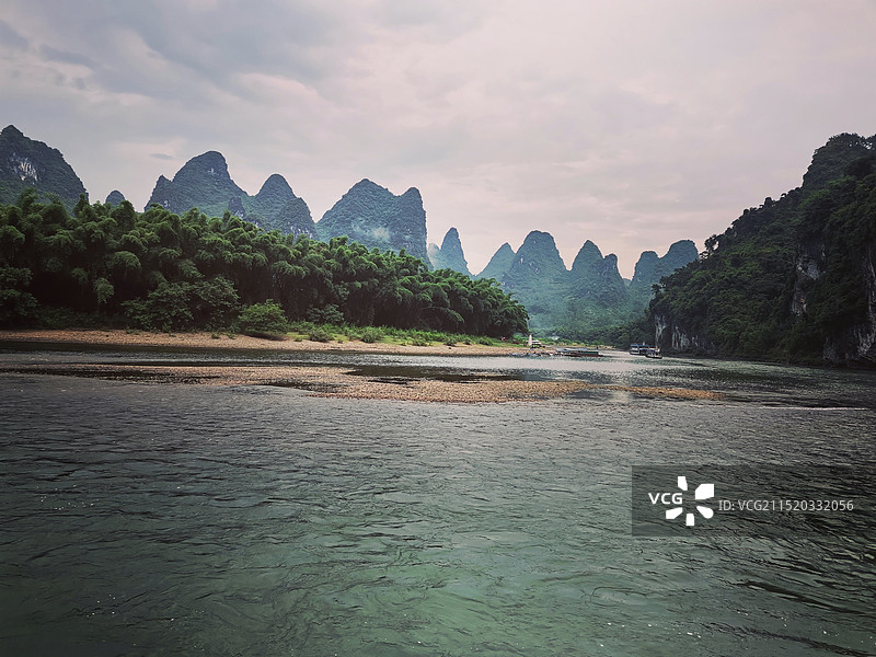 桂林山水甲天下，风景如画图片素材