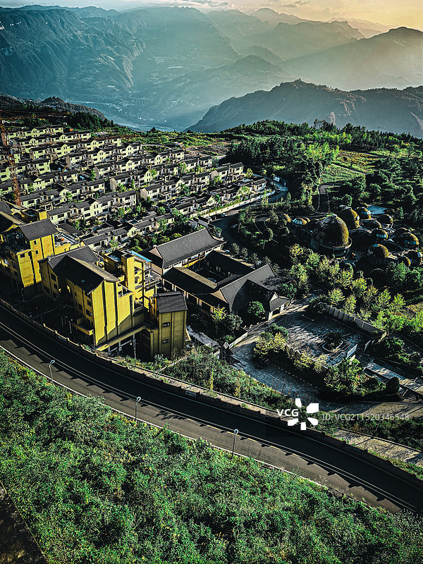 重庆市武隆区仙女山山顶民居群图片素材