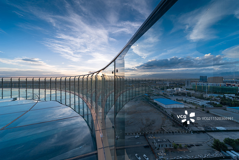 新疆霍尔果斯市地标中哈合作中心国门景区图片素材