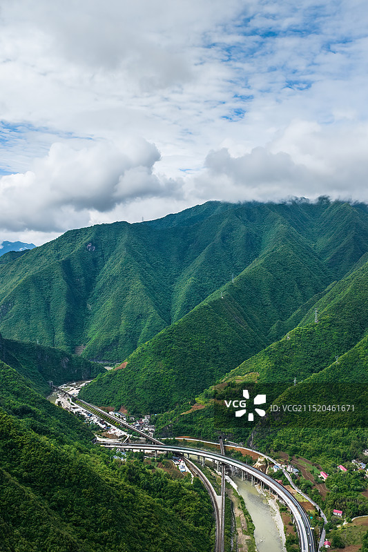 秦岭山脉柞水县风光图片素材