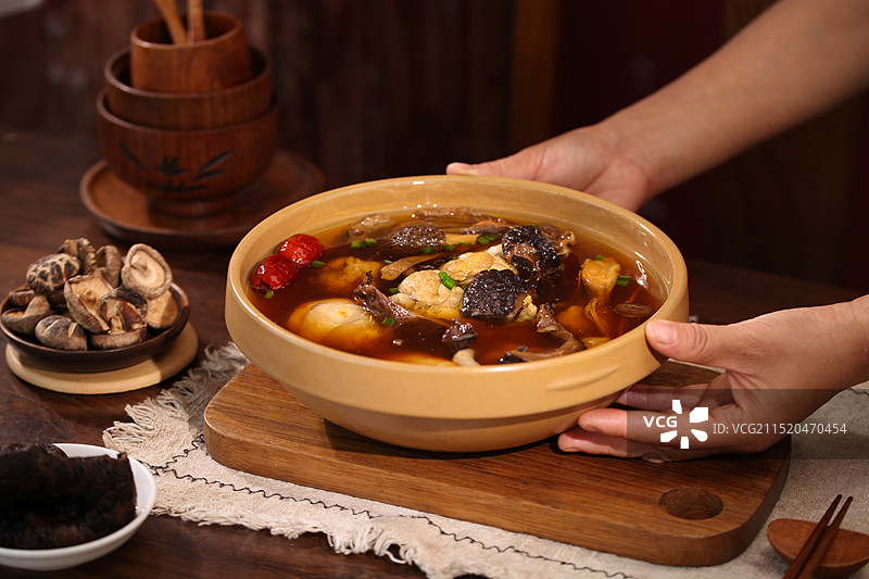 黑虎掌菌汤图片素材
