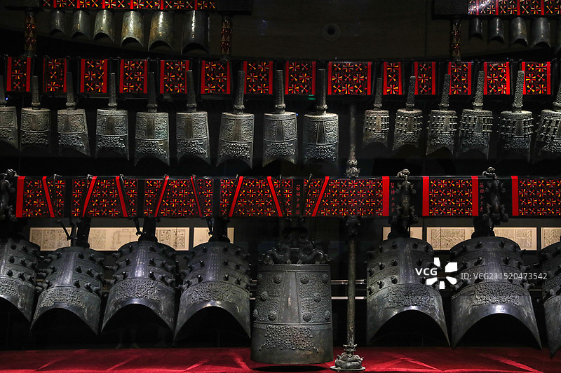 曾侯乙编钟，拍摄于湖北省博物馆图片素材