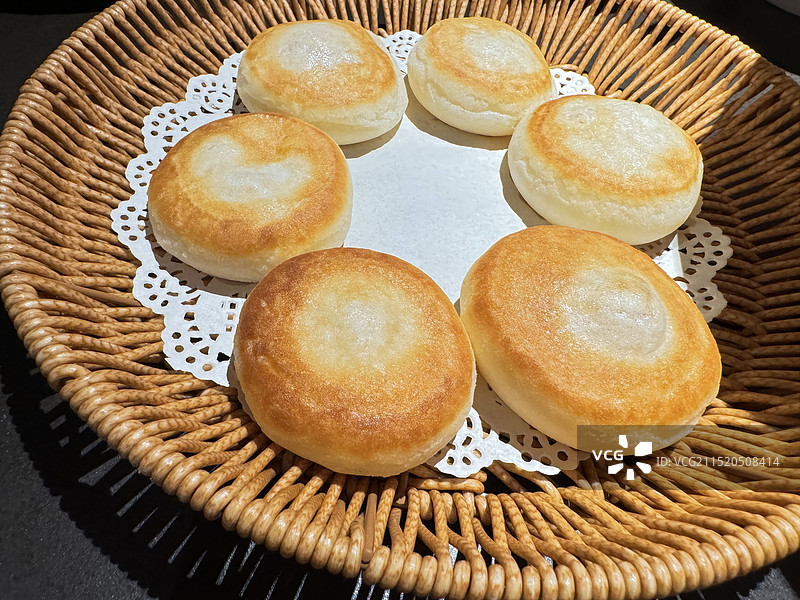 餐厅里的手工烧饼图片素材