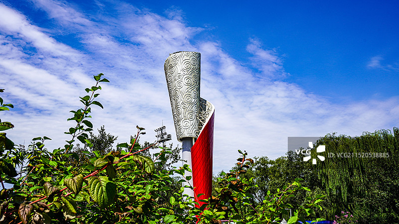 北京奥林匹克广场火炬雕塑图片素材