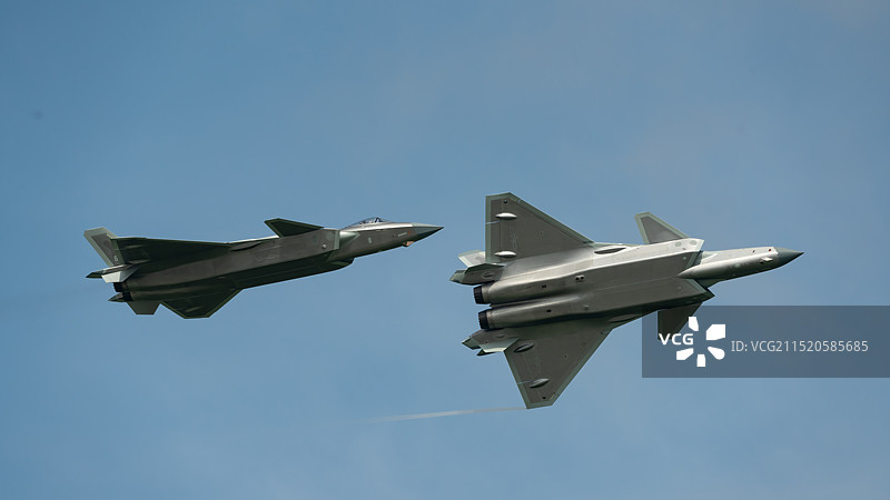 歼20—你追我赶图片素材