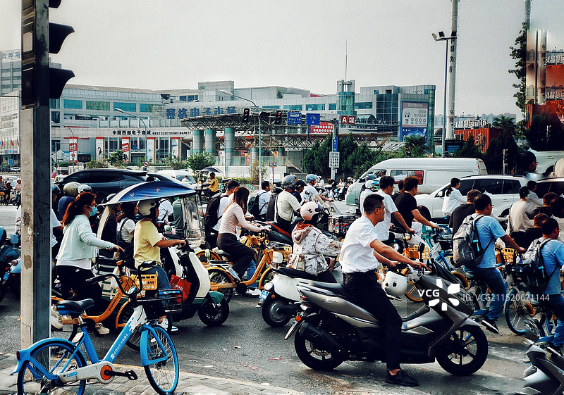 早高峰图片素材