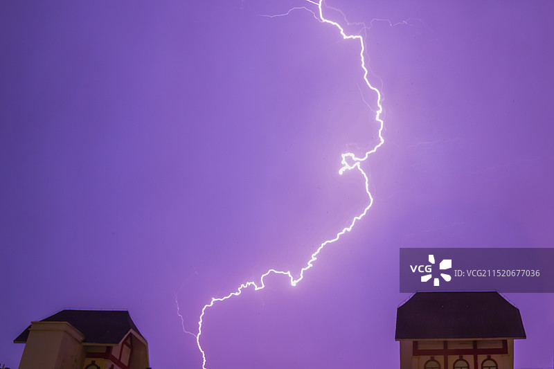 兰州雷暴闪电图片素材