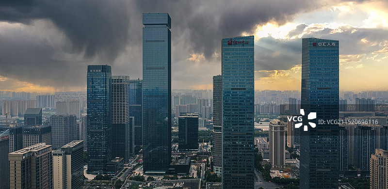 西安锦业路绿地中心图片素材