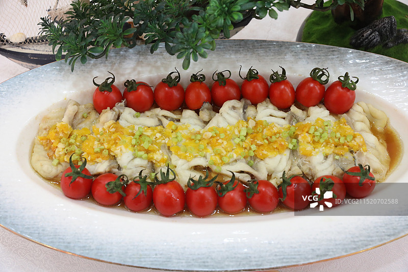 海南菜：黄辣椒蒸龙趸鱼（石斑鱼）图片素材