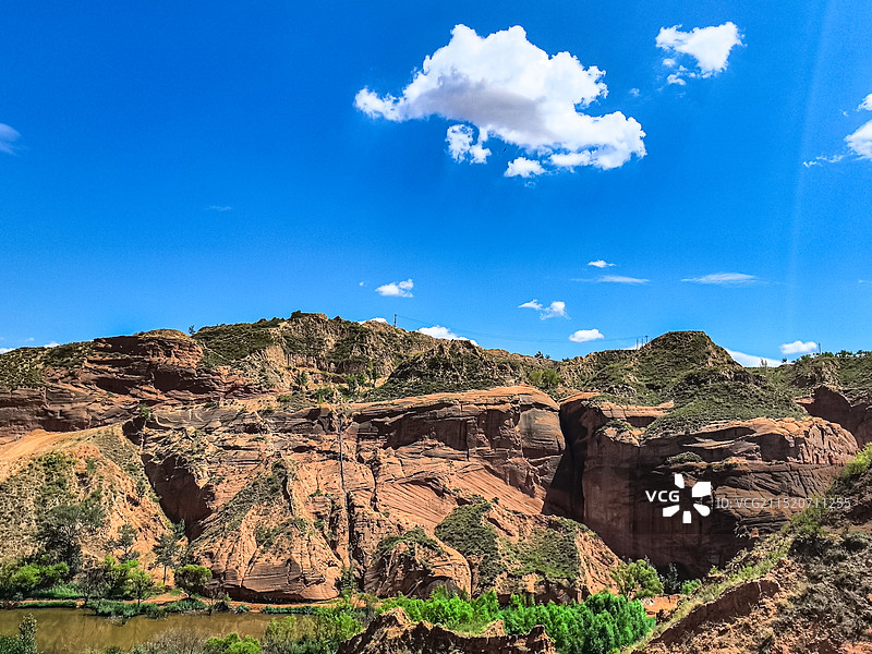 榆林靖边波浪谷丹霞地貌图片素材