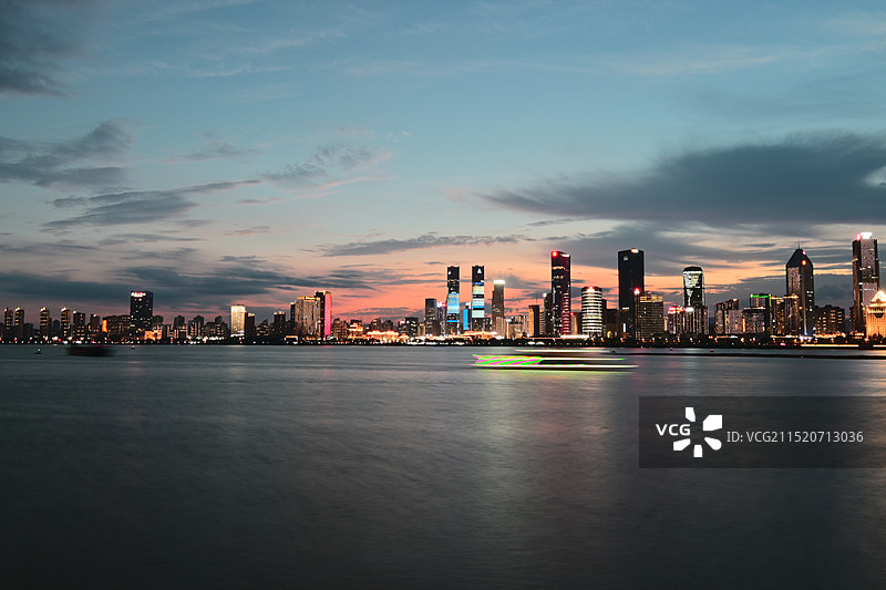 南昌夜景和标志性建筑图片素材