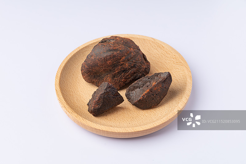 高纯度血竭中药材，片块龙血竭麒麟竭中草药，木血竭朱血竭散装泡酒中药静物特写图片素材