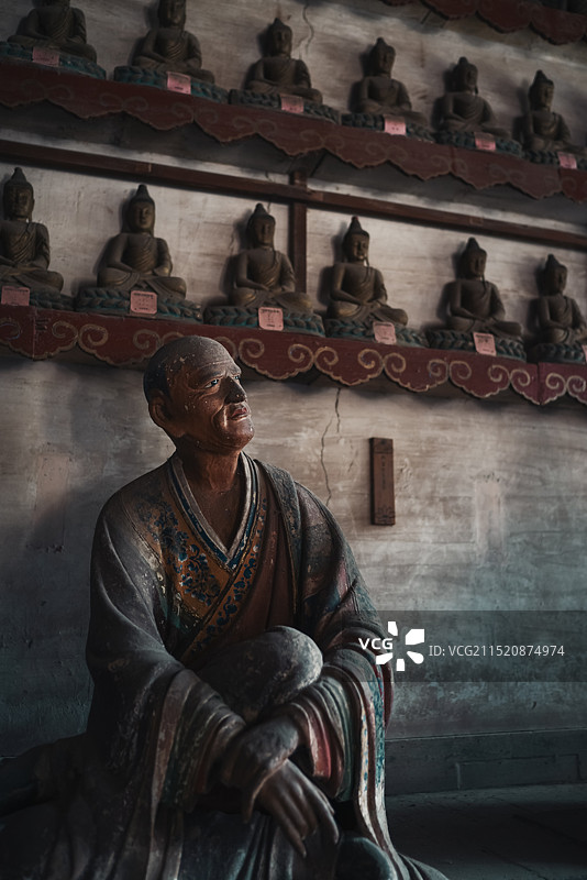 山东济南灵岩寺千佛殿罗汉像图片素材