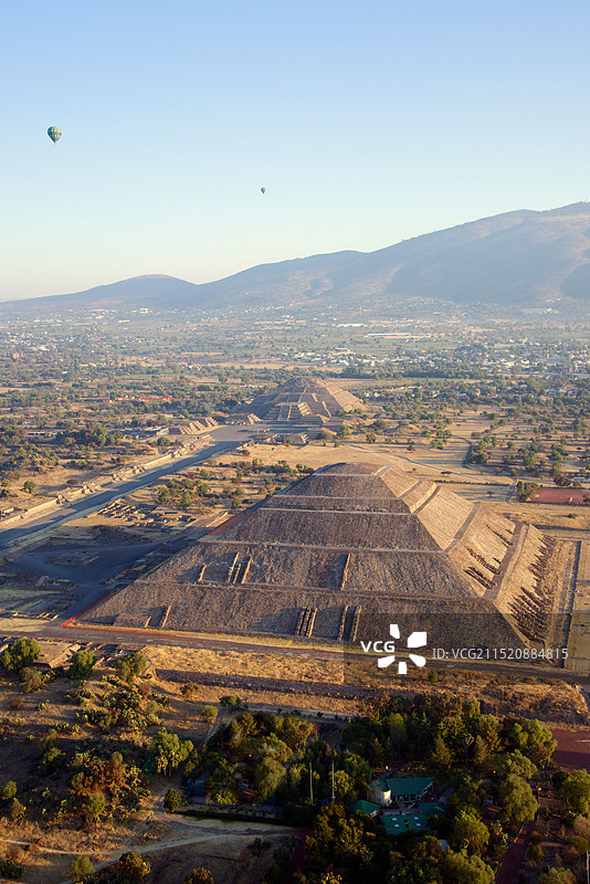 墨西哥特奥蒂瓦坎日月金字塔航拍图片素材