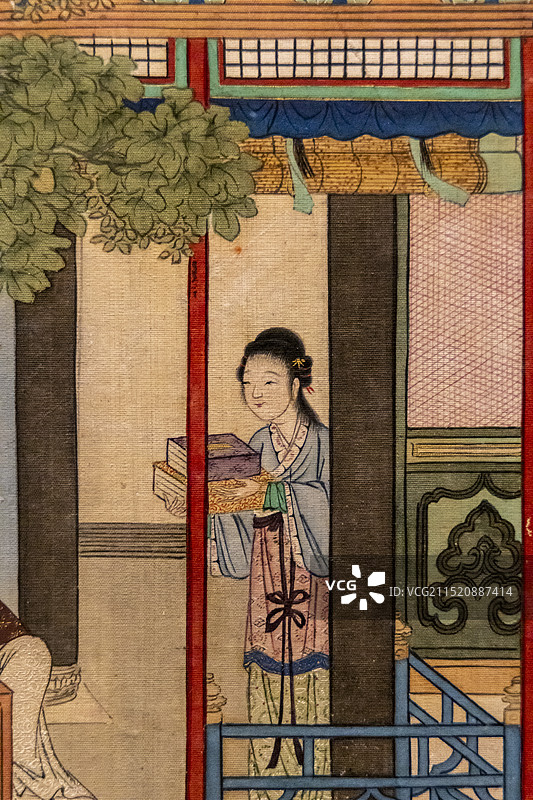 北京“故宫博物院藏历代人物画特展”：清 范雪仪 人物故事图册（绢本，设色；此图册为女画家范雪仪代表作图片素材