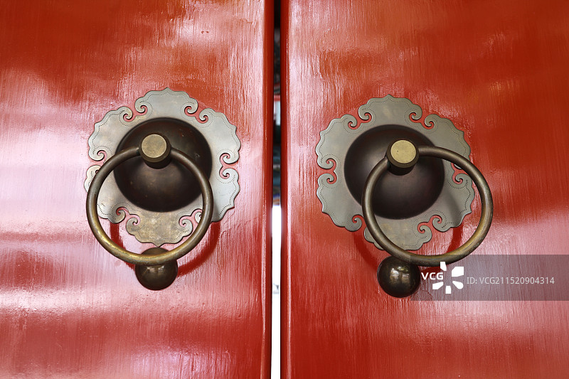 老北京四合院大红颜色的门素材图片素材