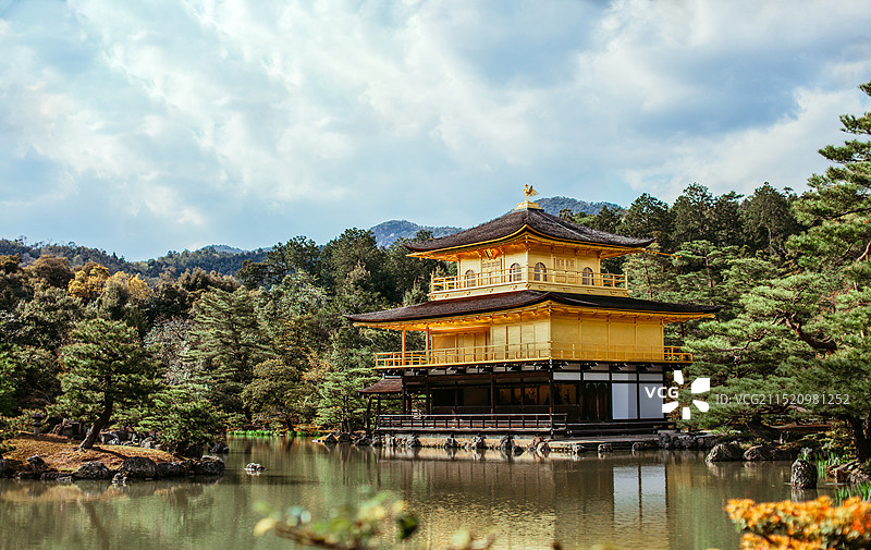 日本京都金阁寺建筑景观图片素材