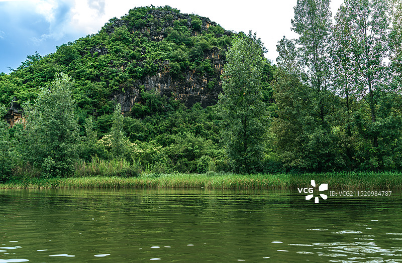 云南省丘北县普者黑景区湖光山色图片素材