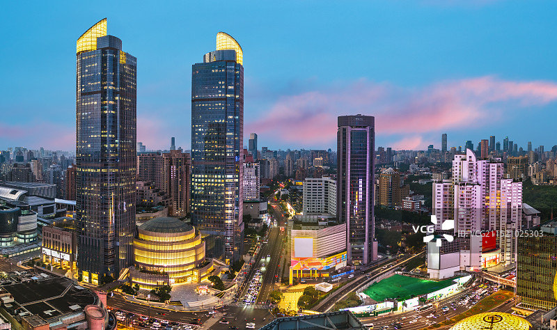 上海徐家汇商圈夜景图片素材