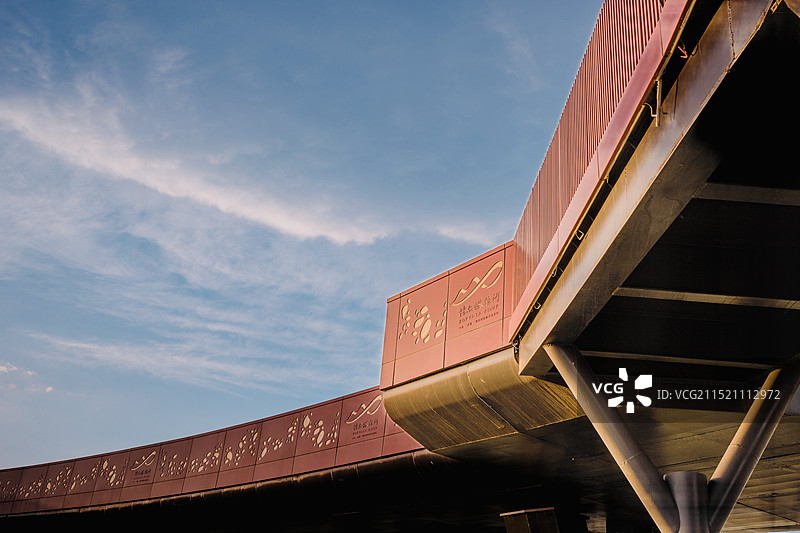 博尔塔拉河天桥低角度视图图片素材