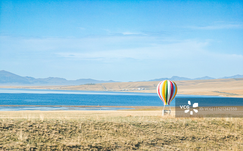 新疆赛里木湖图片素材