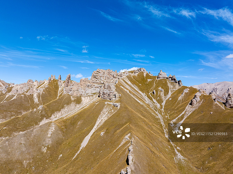 航拍新疆和静县天山石林图片素材
