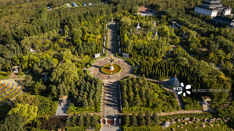 吉林松原查干湖妙音寺 本师佛园图片素材