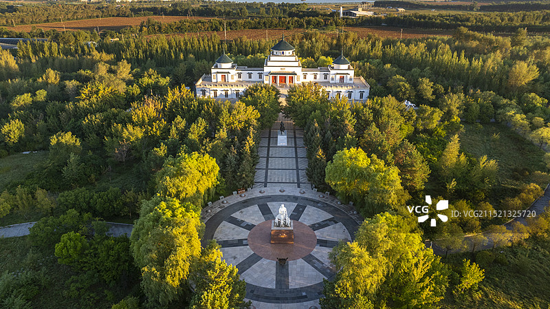吉林松原查干湖妙音寺 本师佛园图片素材