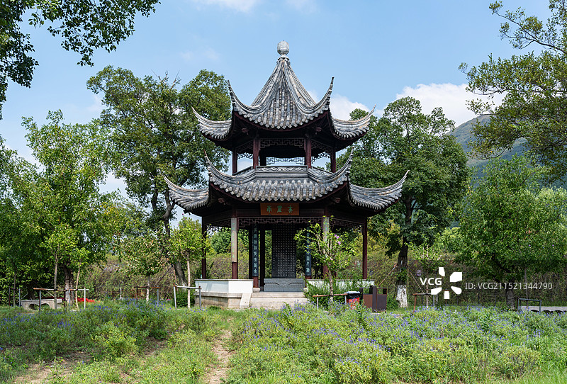 苏州大阳山植物园亭子图片素材