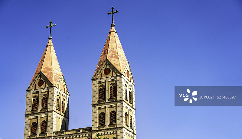 中国青岛，圣弥厄尔天主堂图片素材