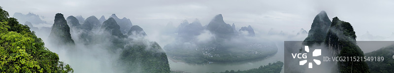 晨雾中的漓江第一湾图片素材