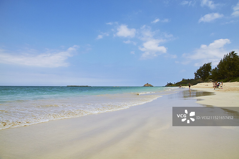 凯卢阿海滩公园的水边图片素材