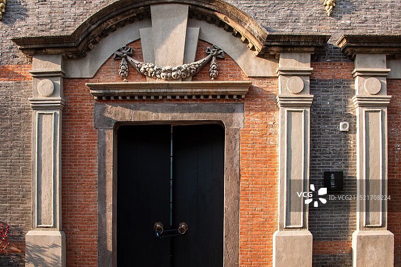 上海张园石库门建筑外部图片素材