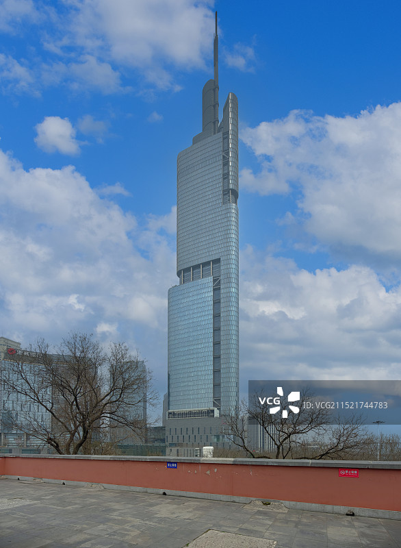 江苏省南京紫峰大厦图片素材