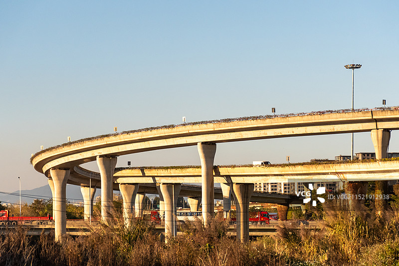 错综复杂的立交桥图片素材