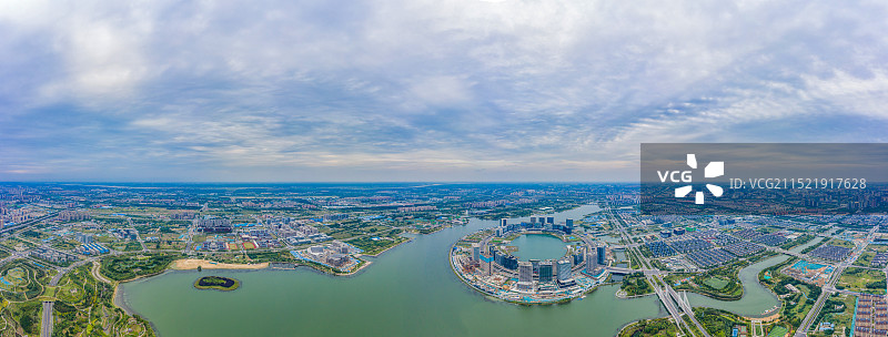 航拍郑州郑东新区北龙湖金融岛 人工湖心岛 河南陆家嘴图片素材