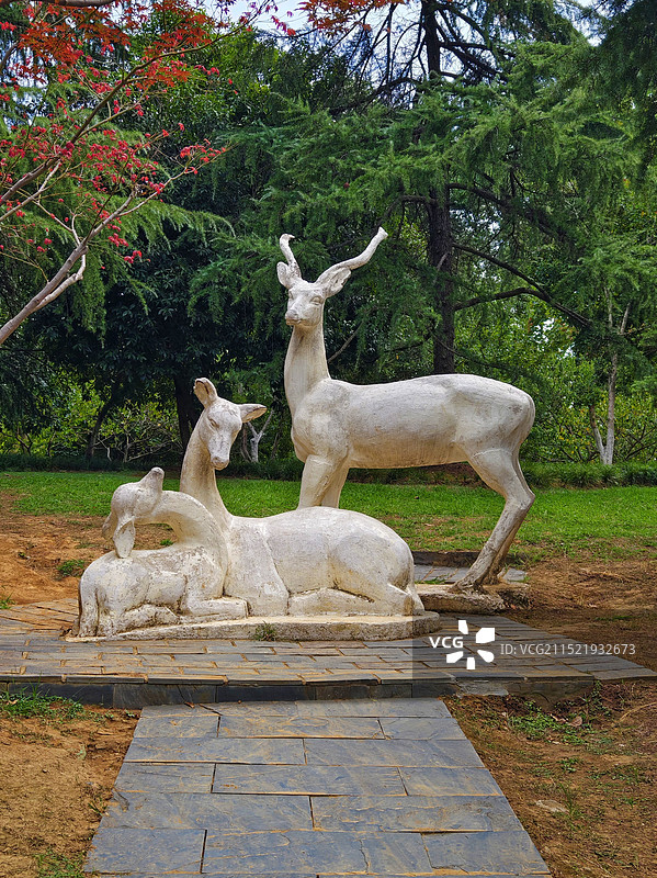 东湘景区的雕塑图片素材