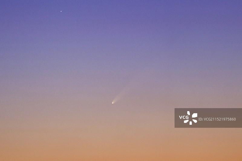 紫金山－阿特拉斯彗星图片素材