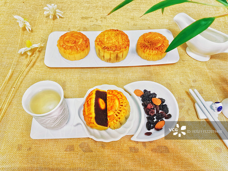 蛋黄月饼图片素材