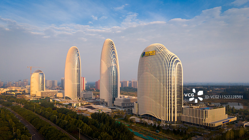 河北邢台新地标建筑群—邢台金融中心图片素材