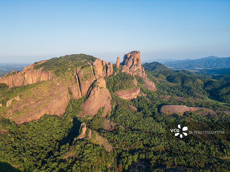 航拍江西省上饶市弋阳县龟峰山风景区图片素材