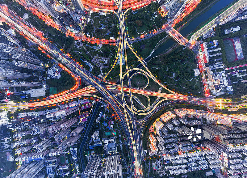 河南省郑州市城市中心高架路高架桥立交道路马路公路交通设施图片素材