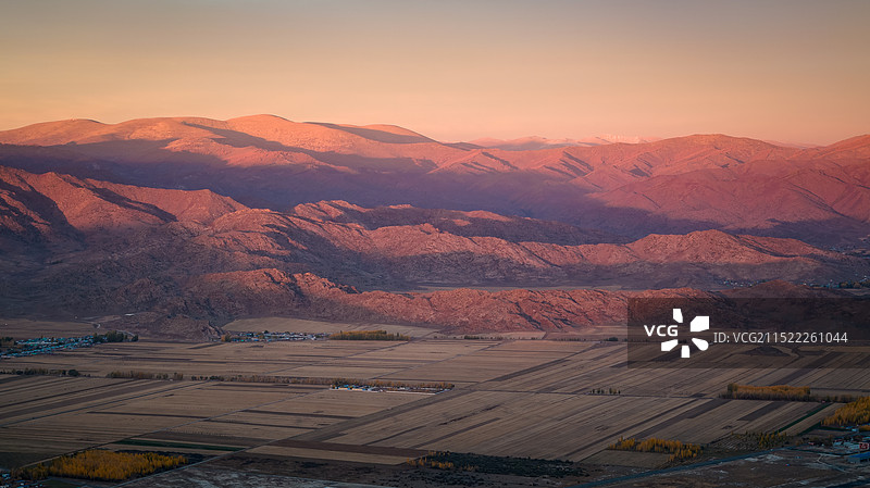 富蕴县晚霞图片素材