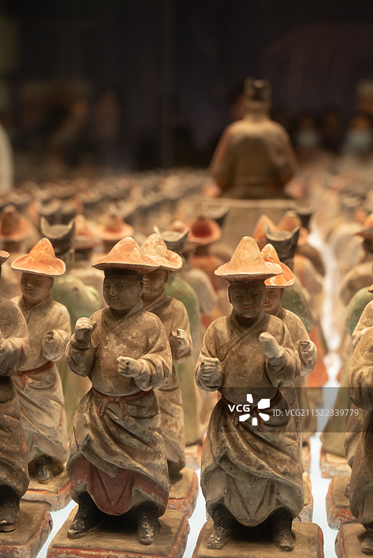 陕西历史博物馆国家一级文物、镇馆之宝明代彩绘仪仗陶俑群图片素材