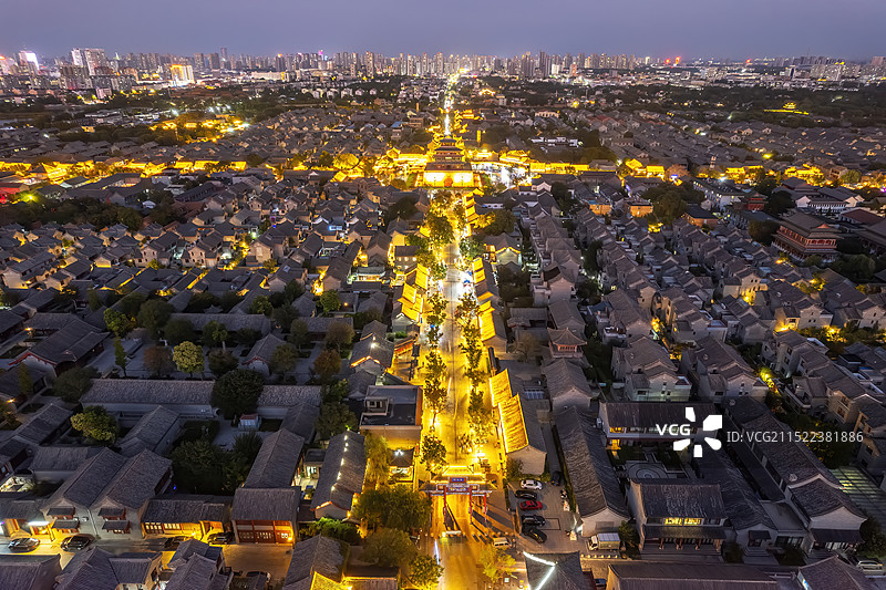 航拍聊城水上古城城市夜景图片素材