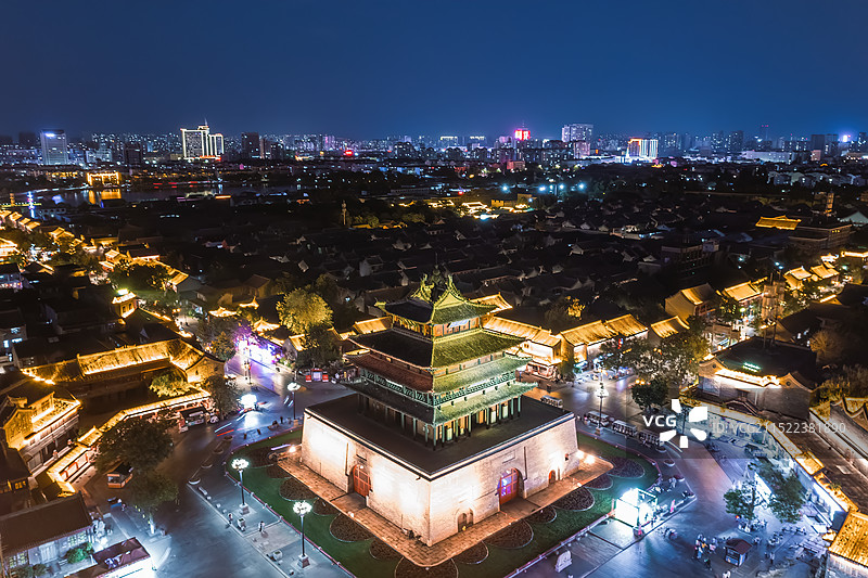 航拍聊城水上古城城市夜景图片素材