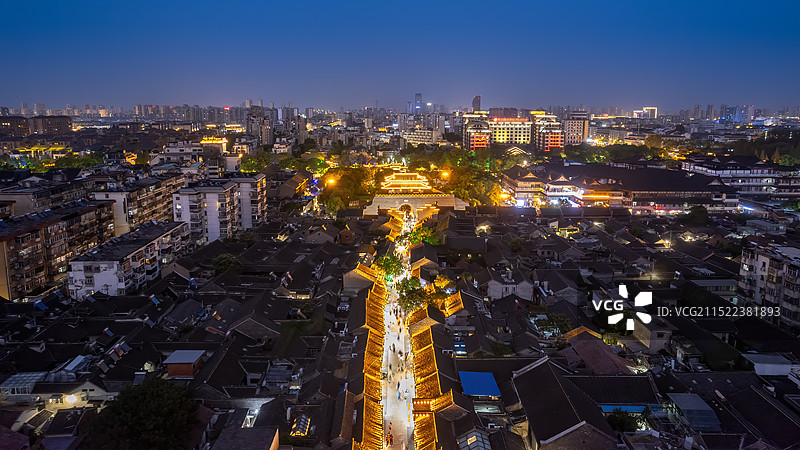 航拍聊城水上古城城市夜景图片素材