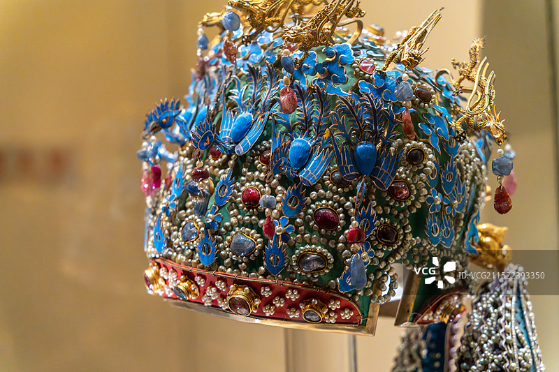 孝端皇后凤冠，中国国家博物馆展品， 明代九龙九凤冠图片素材
