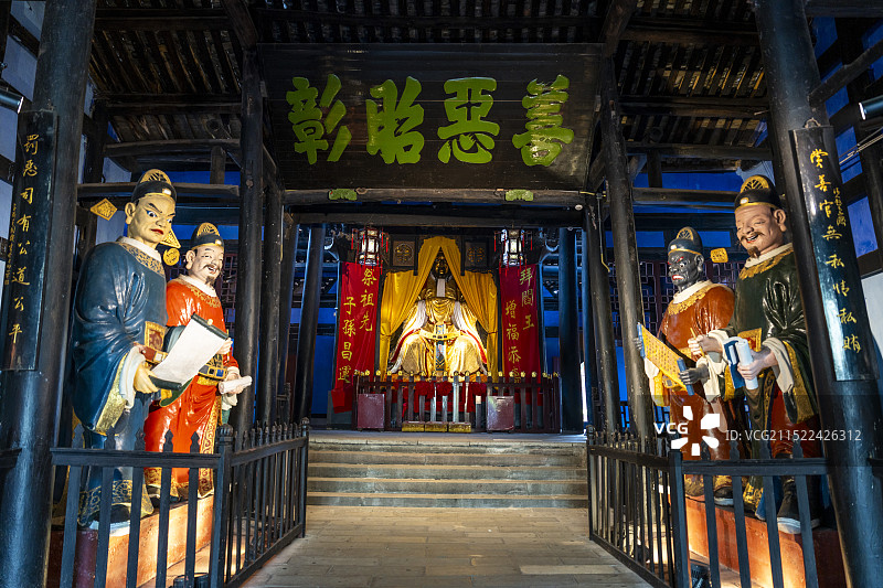 重庆丰都鬼城天子殿阎王殿阎罗王塑像图片素材